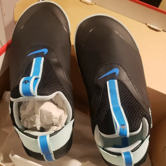 New Nike Zoom Pulse Sneakers.. - Picture 7 of 8